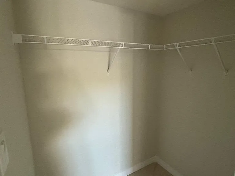 16 Urbane Blvd — Photo 19