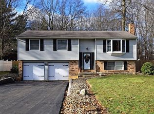 393 Stahl Ave, Cortland, OH