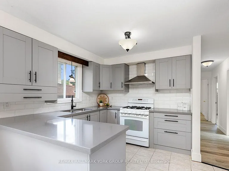 79 Maplegrove Ave — Photo 12