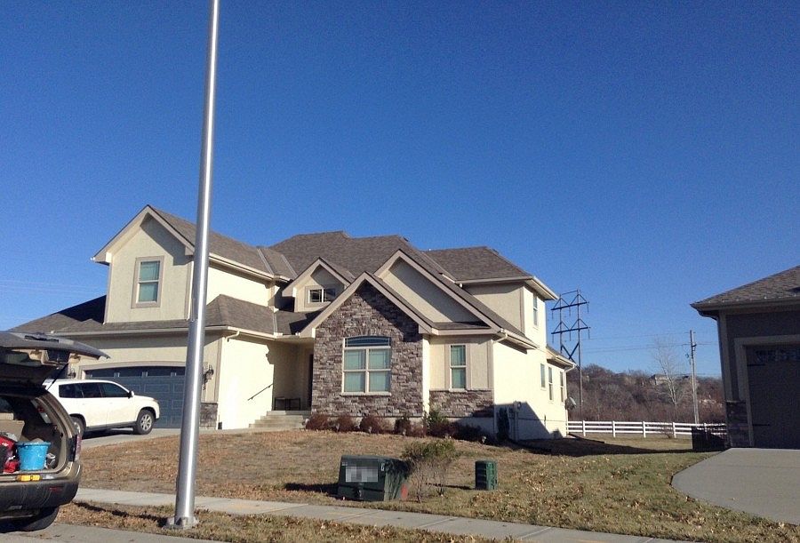 2nd image of 9515 Courtney Ave