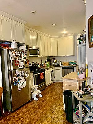 4th image of 703 Sackett St #1