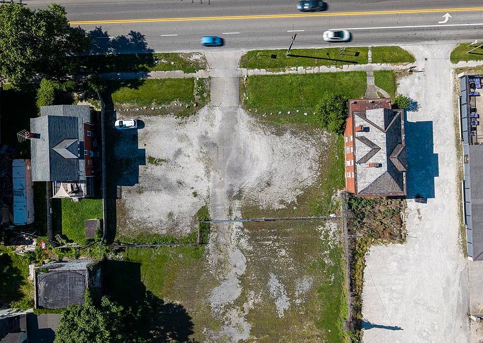 1st image of 816 7th St #&-723