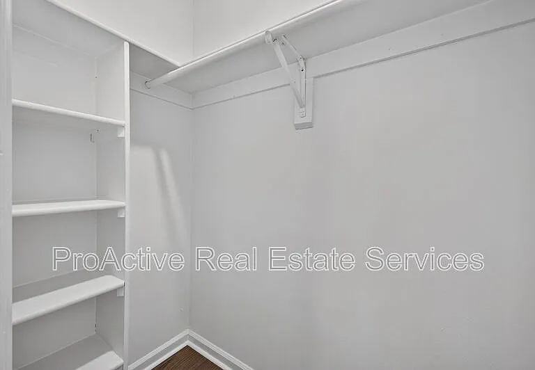 1031 Still Harbor Cir — Photo 15