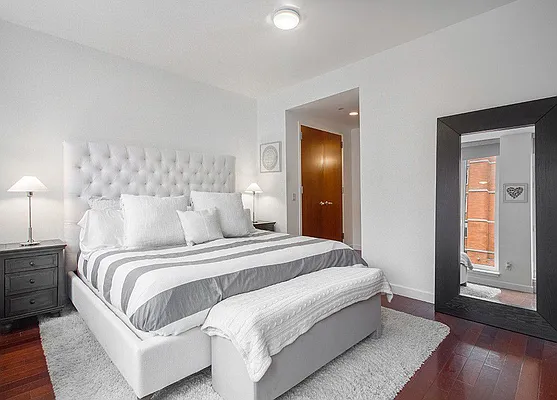 Rented by Keller Williams NYC | media 27