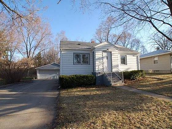 1st image of 212 Dorow Ave