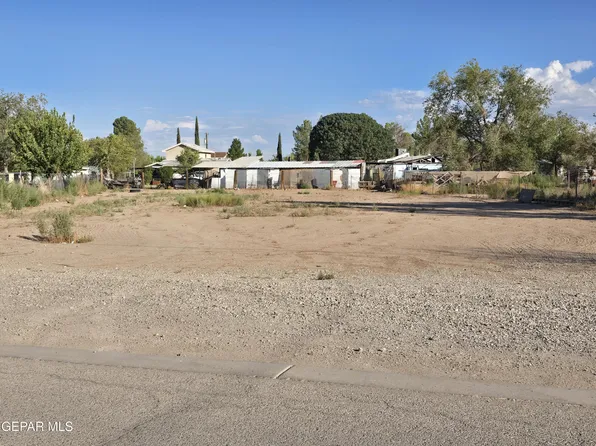 1442 Las Pompas Rd, San Elizario, TX 79849