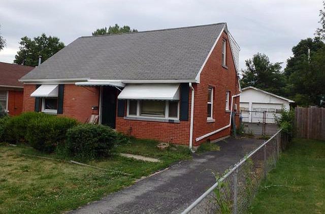 1st image of 655 E Loudon Ave