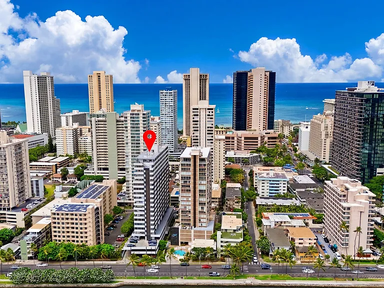 Ala Wai Blvd — Photo 19
