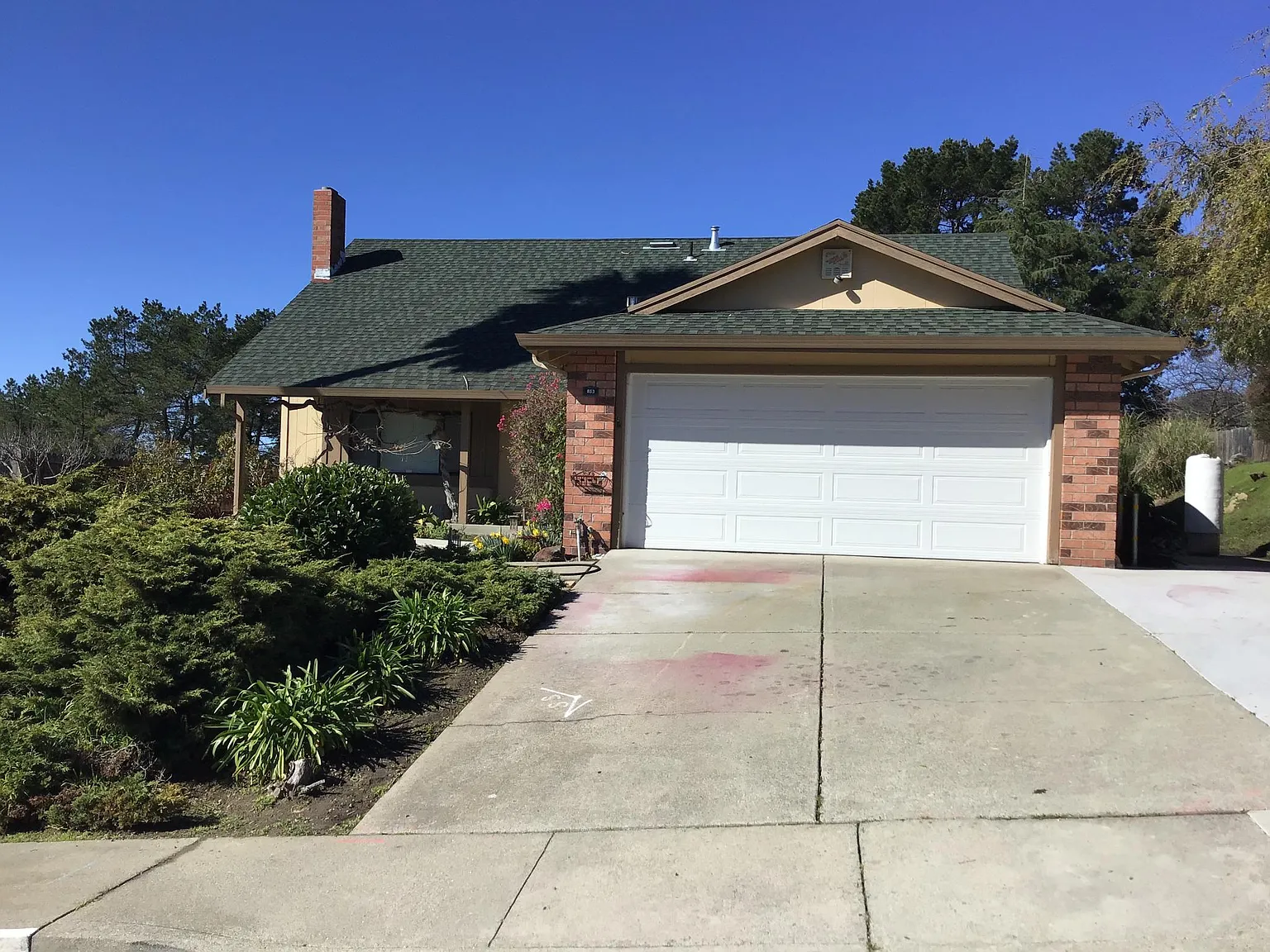 5 bed, 1978 sqft, $5,500 — Photo 1