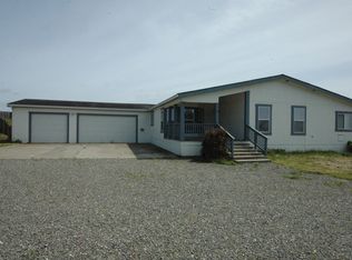 255 Hillcrest Dr, Loleta, CA 95551