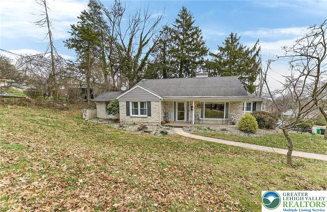 311 Lynoak Ave photo 1