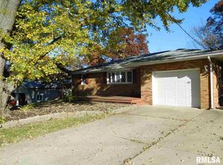 100 E Brentwood Ct, East Peoria, IL