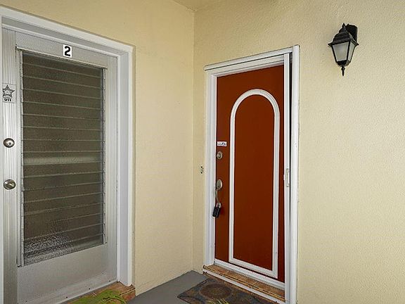 5th image of 145 Avenida Messina #8