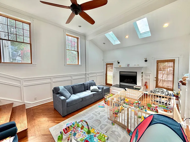 7538 Morningside Dr NW — Photo 25