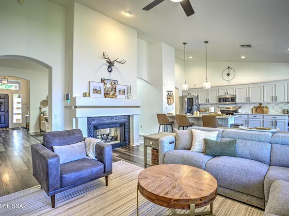 7730 W Desert Paintbrush Ct, Tucson, AZ 85743