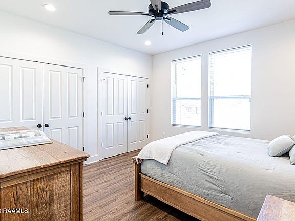 5th image of 511 Highland Park Ln