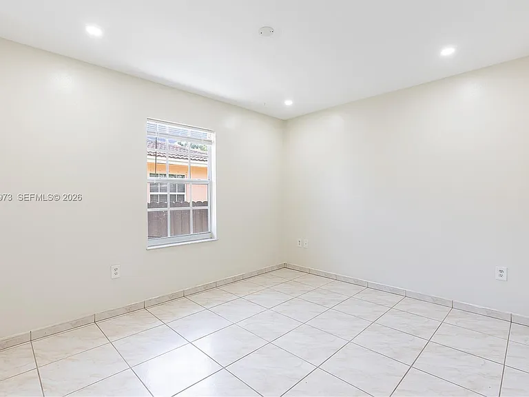 1214 NW 34th Ave #1214 — Photo 13