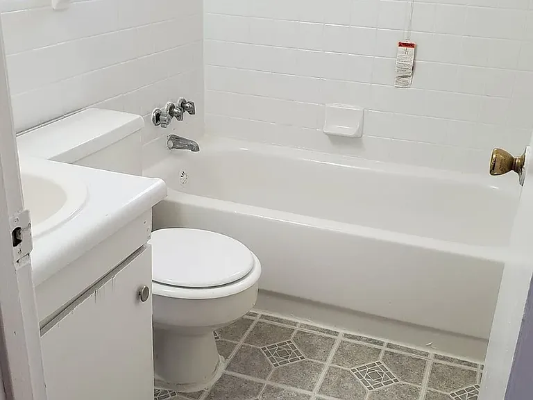 3439 Southern Ave — Photo 9