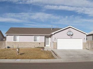 5214 Brianna Ct, Cheyenne, WY 82009
