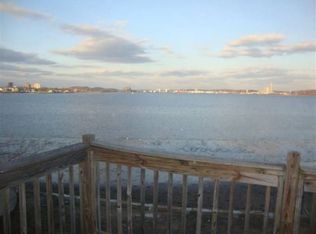 15 April St, West Haven, CT 06516