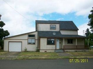 216 SW Ash St, Dallas, OR 97338