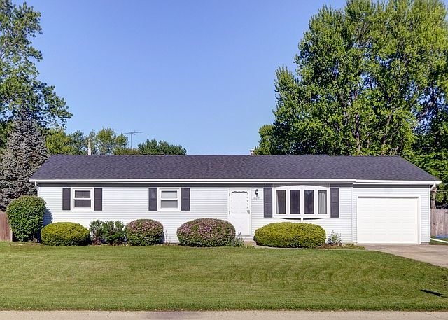 1st image of 906 Luther Dr