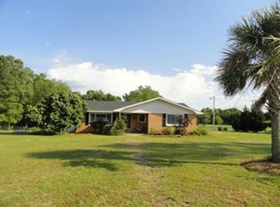 4511 Bill Davis Rd, Summerton, SC 29148