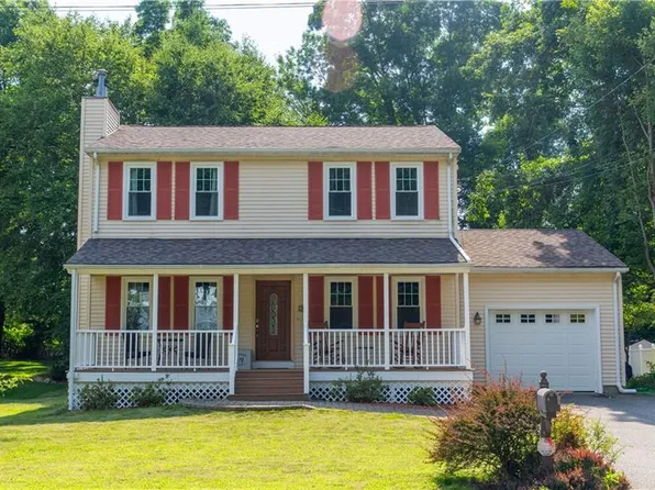 9 Walden Way, Cranston, RI 02921