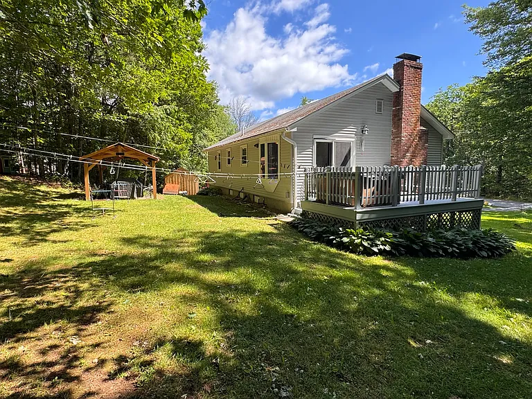 190 Pillsbury Rd — Photo 6