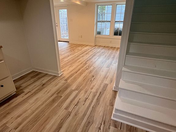5th image of 913 Sherrod Ave #B