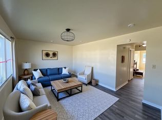 4624 36th Ave APT 1, Kenosha, WI 53144