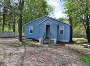 22 Hammond Rd, Centereach, NY 11720