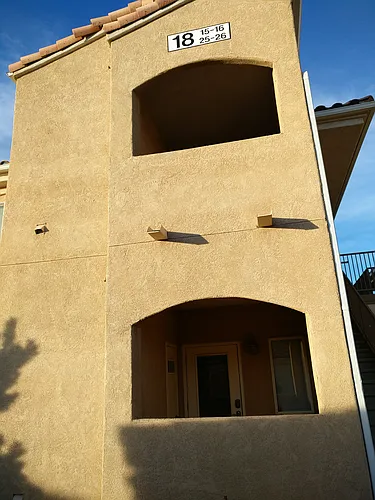6800 Vista Del Norte Rd NE Photo 1
