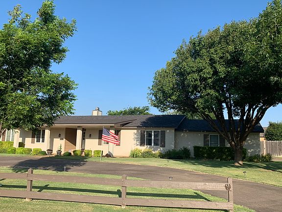 2nd image of 10902 Lynnhaven Ave