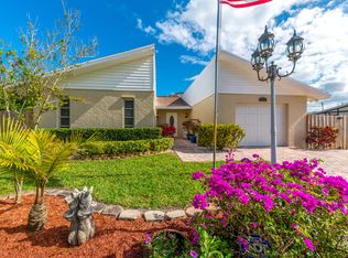 574 SE Brookside Ter, Pt Saint Lucie, FL 34953