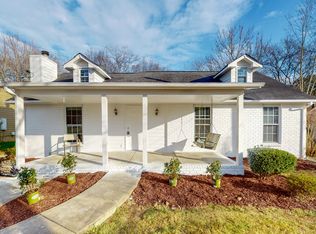 122 Southburn Dr, Hendersonville, TN 37075