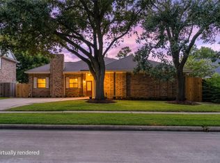 210 Mill Trail Dr, Sugar Land, TX 77498