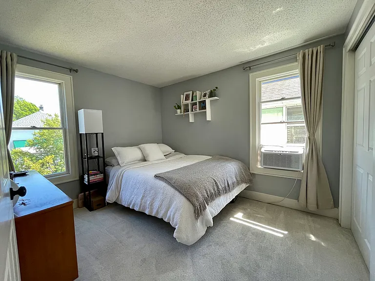 31 Mumford St #LOWER — Photo 12