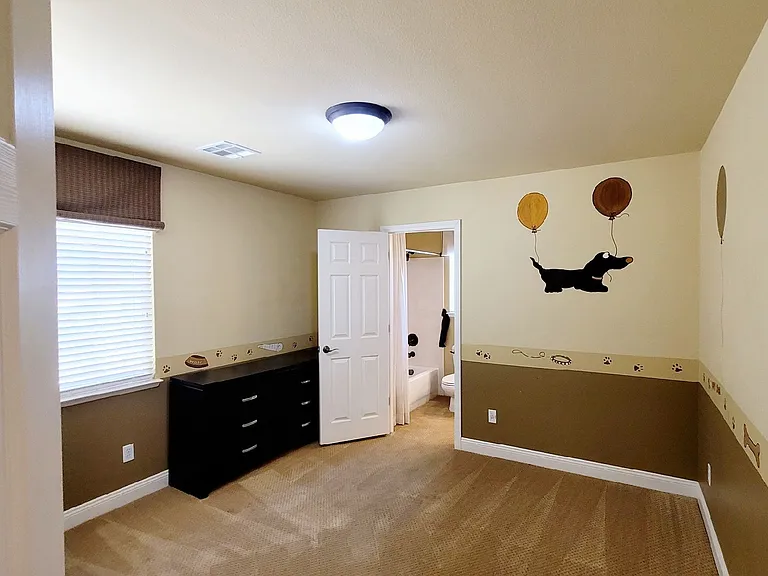8586 Silver Coast St — Photo 31