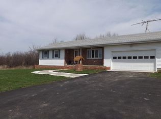 723 Dublin Hill Rd, Aurora, NY 13026