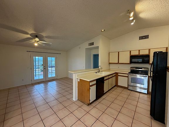 3rd image of 10106 E Calle Del Este
