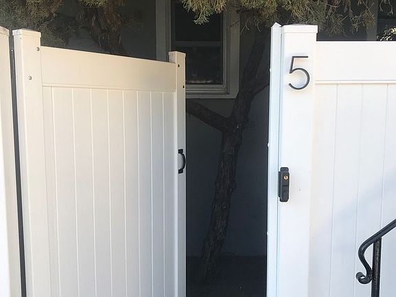 5th image of 1521 E 2nd St APT 5