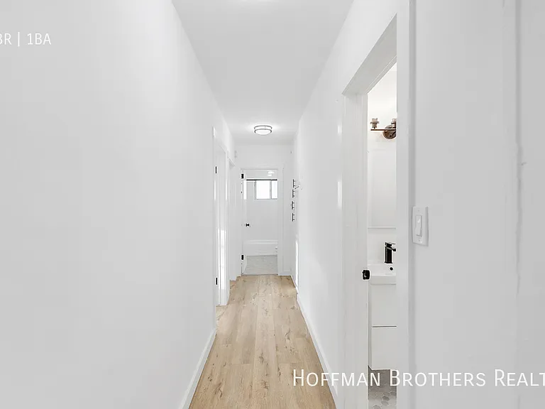 3934 Gibraltar Ave #8 — Photo 4