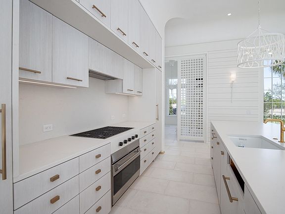 5th image of Portico Ave Lot 19
