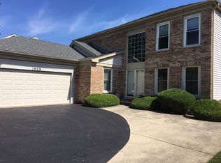 1909 Ivy Way, Glenview, IL