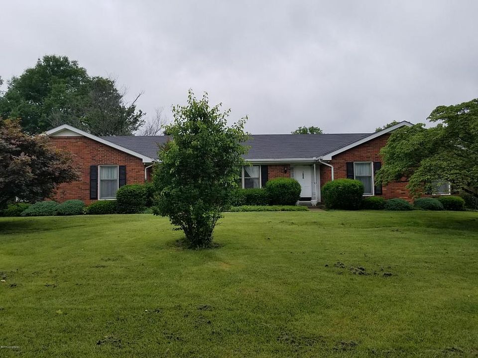1st image of 142 Winding Way