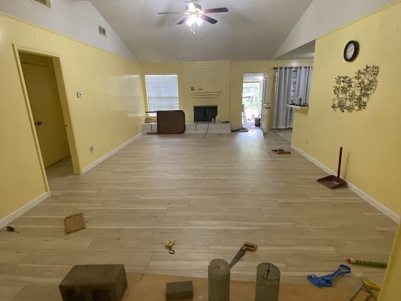3rd image of 12710 Huntington Venture Dr