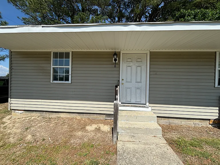 309 Poplar St #B — Photo 1