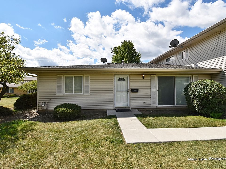 1st image of 235 Covehill Ct #235