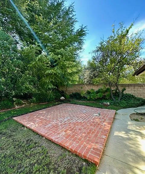 11947 Stewarton Dr — Photo 6